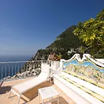Palazzo Marzoli Charme - Small Luxury 호텔