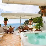 호텔 Palazzo Marzoli Charme - Small Luxury