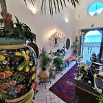Palazzo Marzoli Charme - Small Luxury 4* 포지타노