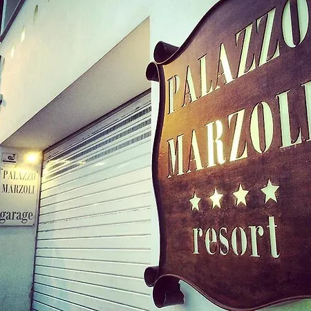 Palazzo Marzoli Charme - Small Luxury 4* פוזיטנו