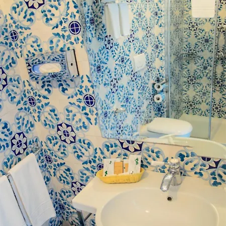 Palazzo Marzoli Charme - Small Luxury Позитано