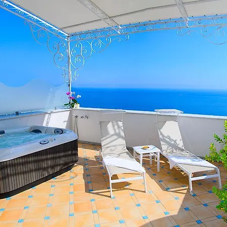 Palazzo Marzoli Charme - Small Luxury 4*