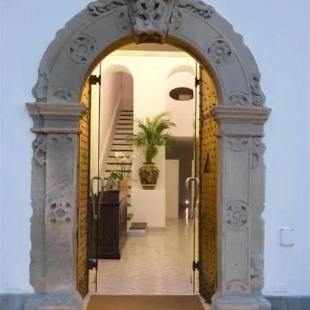 Palazzo Marzoli Charme - Small Luxury Отель 4*