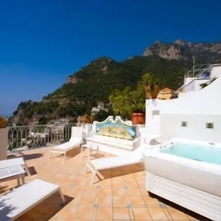 Palazzo Marzoli Charme - Small Luxury Отель Позитано