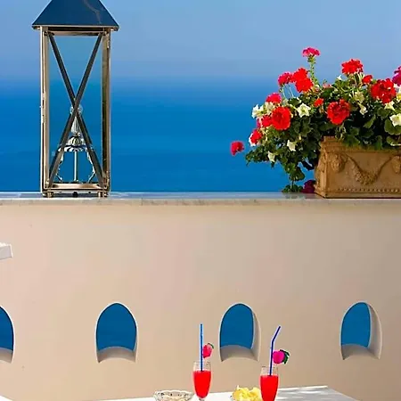 Palazzo Marzoli Charme - Small Luxury 4* Позитано