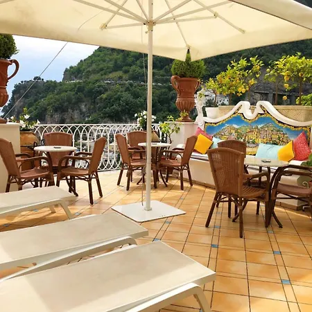 מלון Palazzo Marzoli Charme - Small Luxury