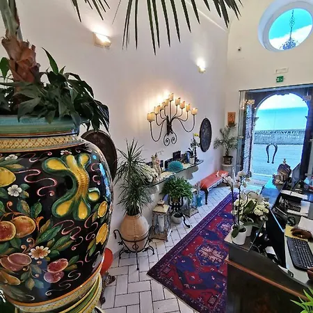 Palazzo Marzoli Charme - Small Luxury 4* Позитано