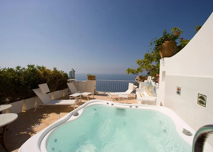 Palazzo Marzoli Charme - Small Luxury Готель